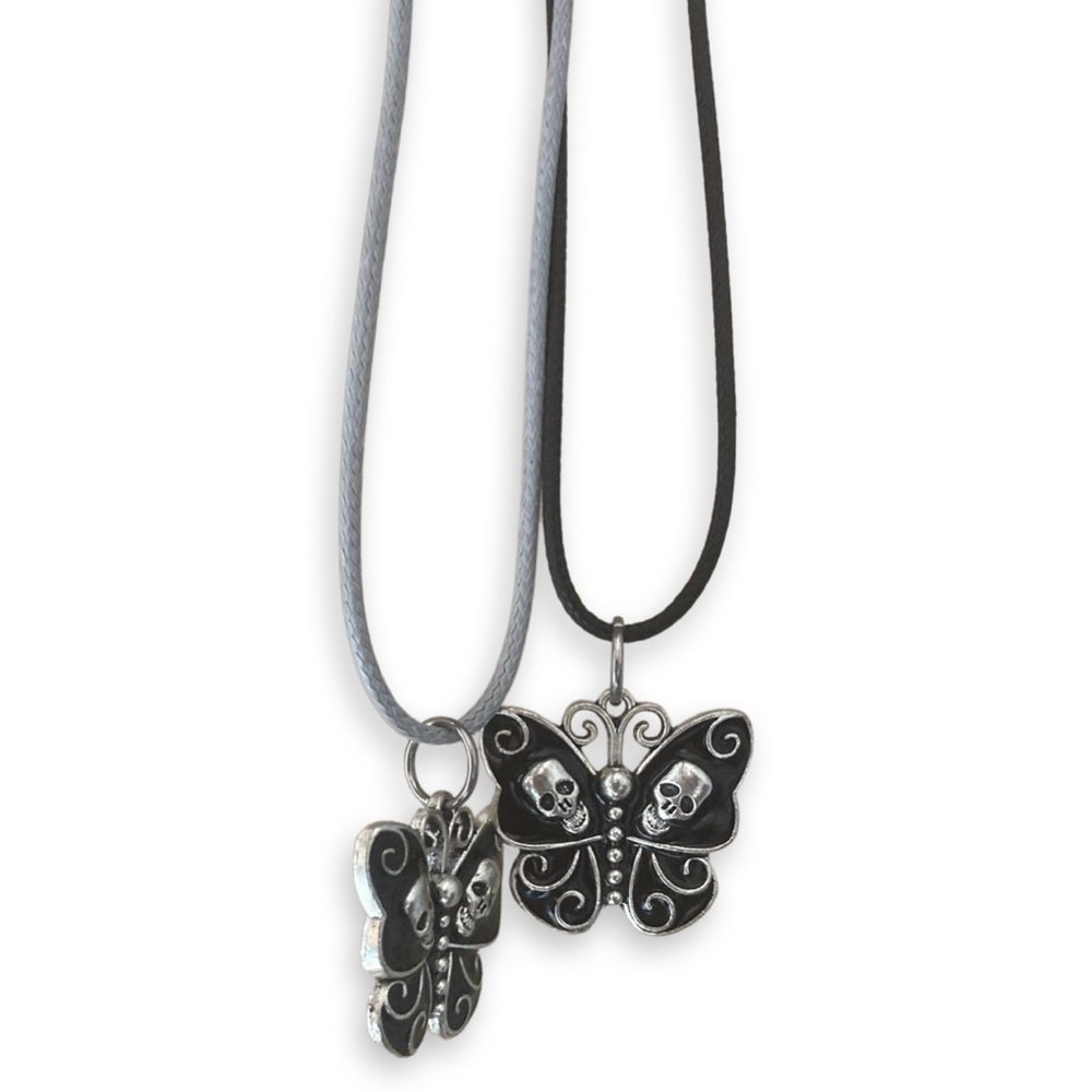 Necklace | Skull Butterfly Pendant Choker - Black and Silver